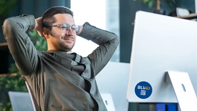 Stay informed with Real-Time Cargo Tracking in BLU4U