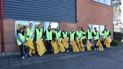 Bertling Sweden participates in local cleanup session