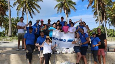 Bertling Miami organizes Beach Cleanup on World Cleanup Day 2022