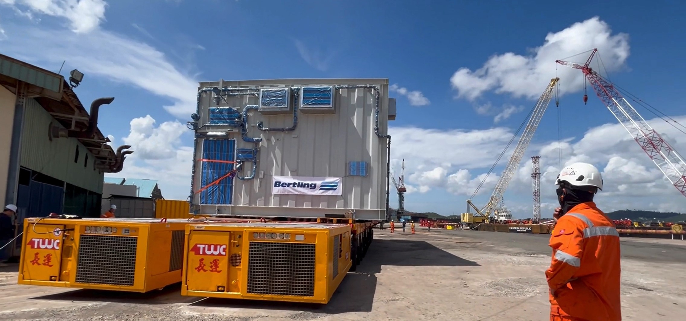 Heavy-Lift Transport from Indonesia to Thailand