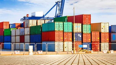 Shipping container sizes: Find the right size for your cargo | Bertling